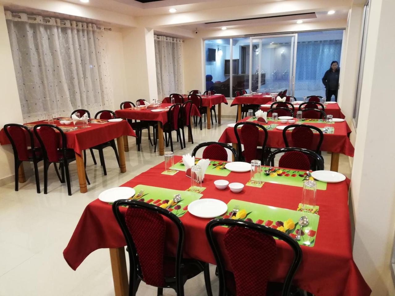 دارجيلنغ Hotel Juniper المظهر الخارجي الصورة