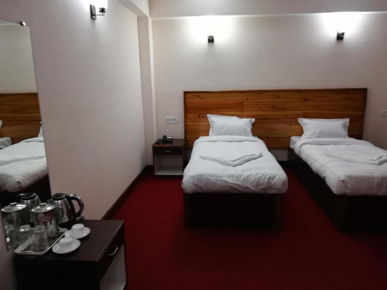 دارجيلنغ Hotel Juniper المظهر الخارجي الصورة