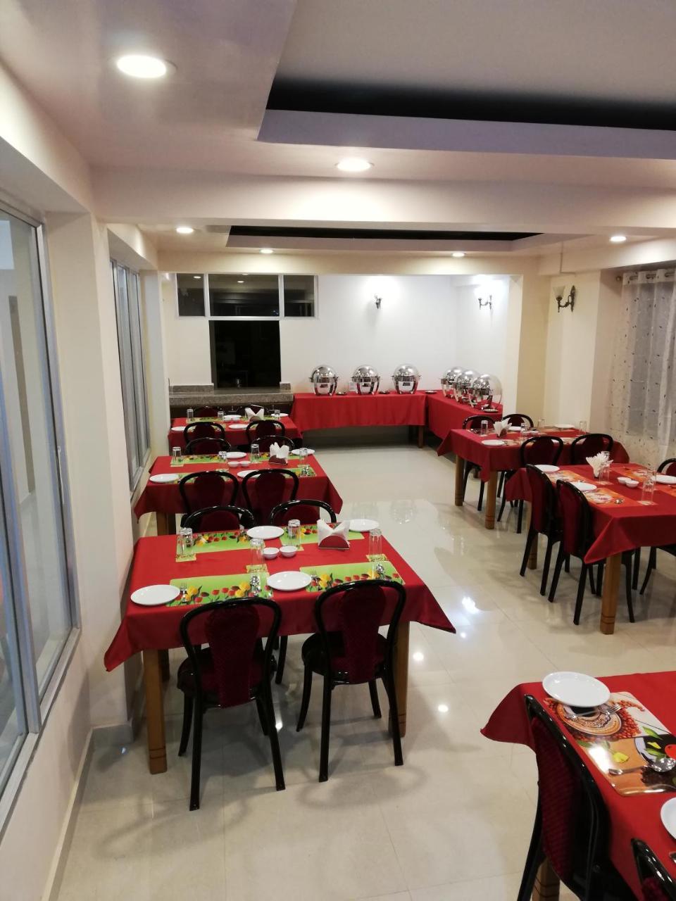 دارجيلنغ Hotel Juniper المظهر الخارجي الصورة