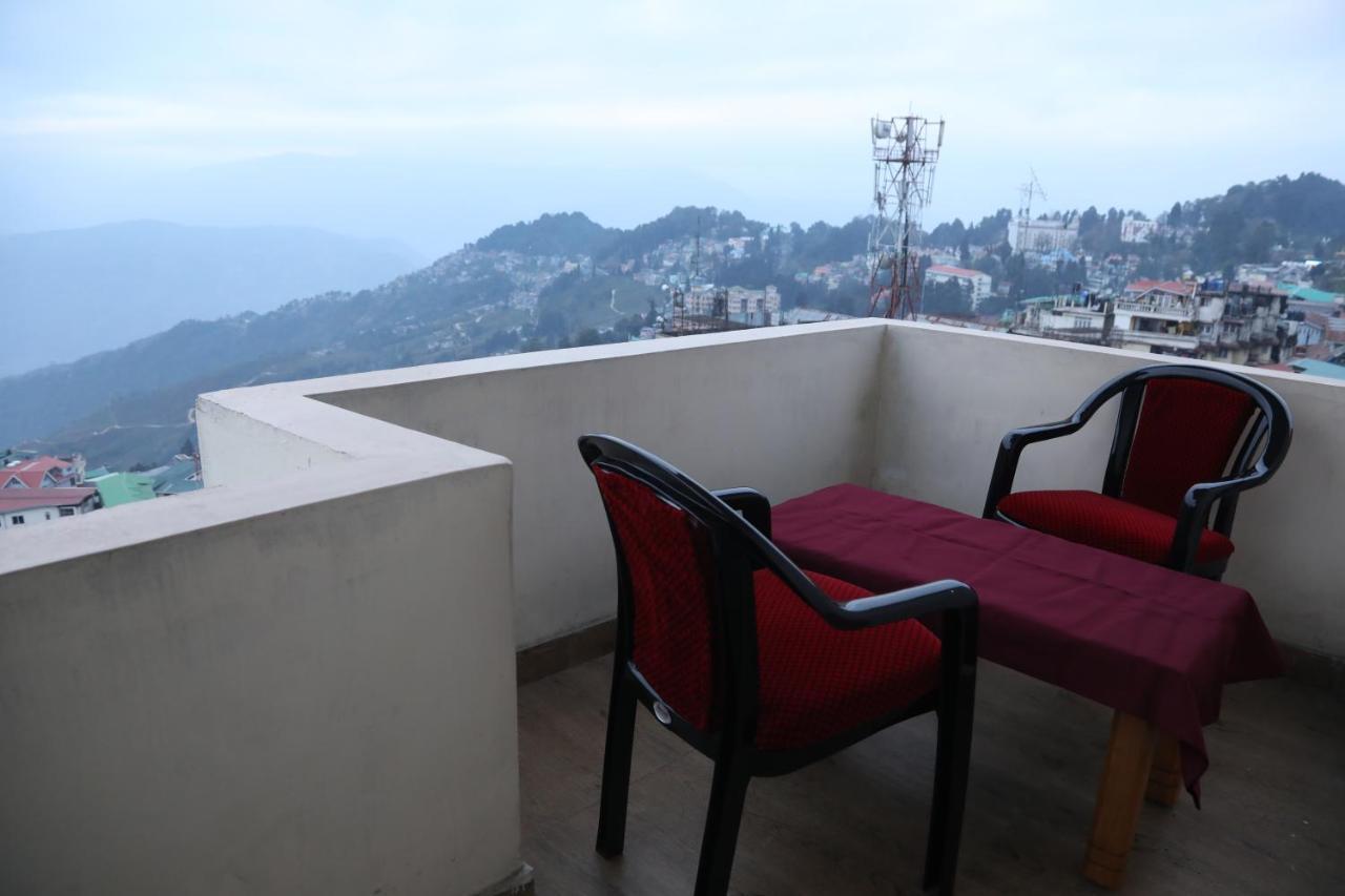 دارجيلنغ Hotel Juniper المظهر الخارجي الصورة